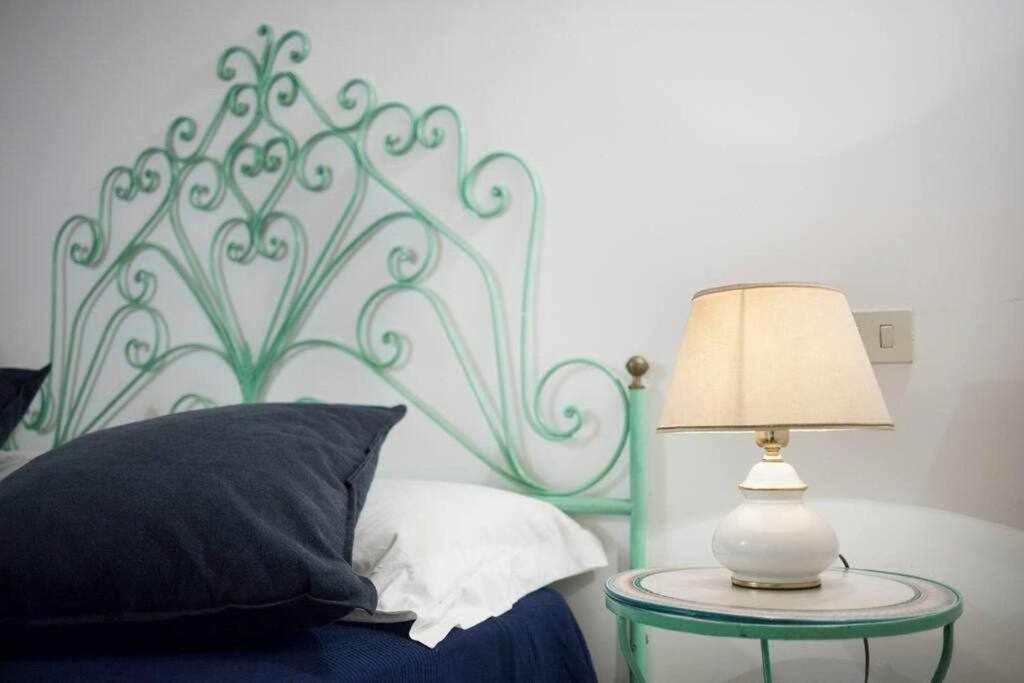 Donna Sara Appartamento In Corte Amalfitana Ngoại thất bức ảnh